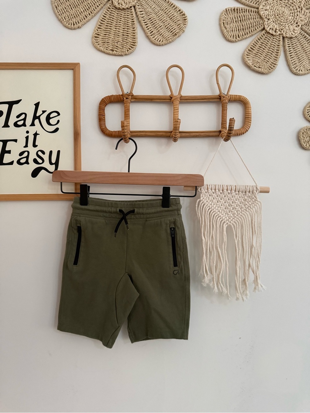 Gap Fit - 5y olive athletic shorts